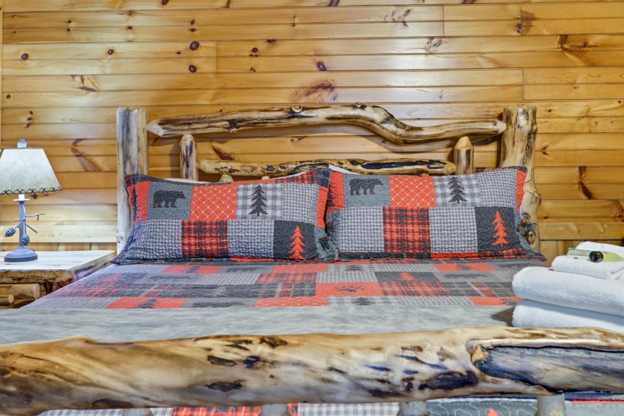 2 Separate Cabins Along A Peaceful Creek With Resort Amenities Ellijay Zewnętrze zdjęcie
